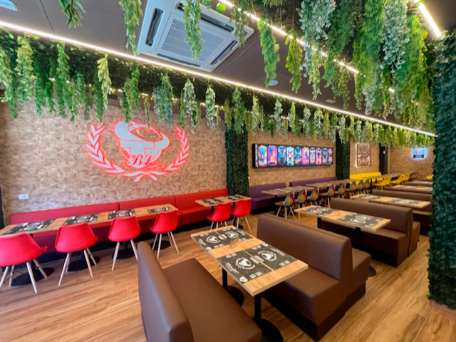 Toro Burger Lounge Interior local