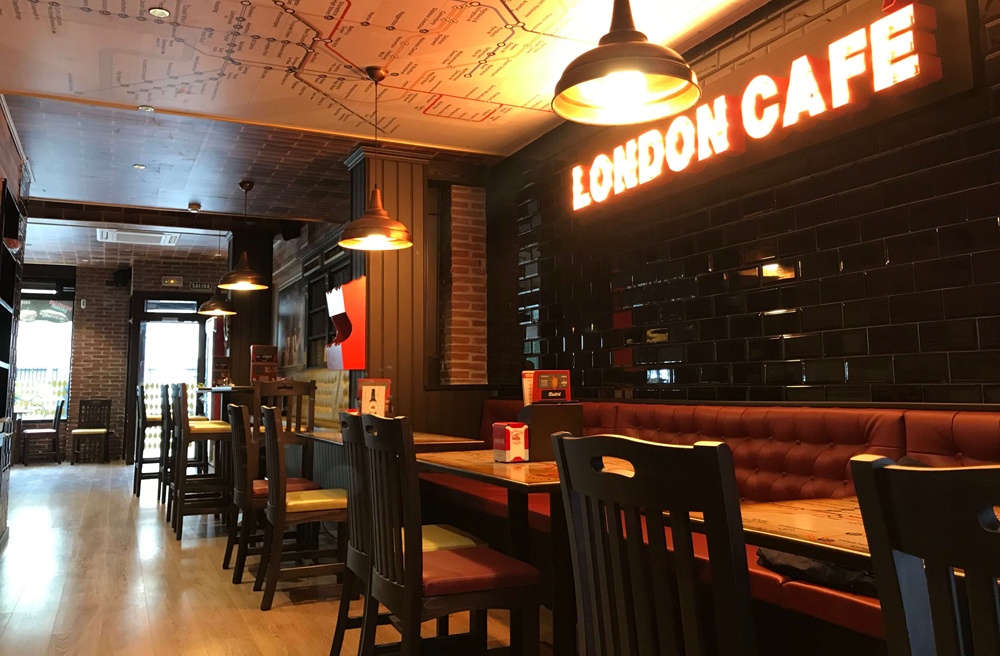 LONDON CAFÉ 4
