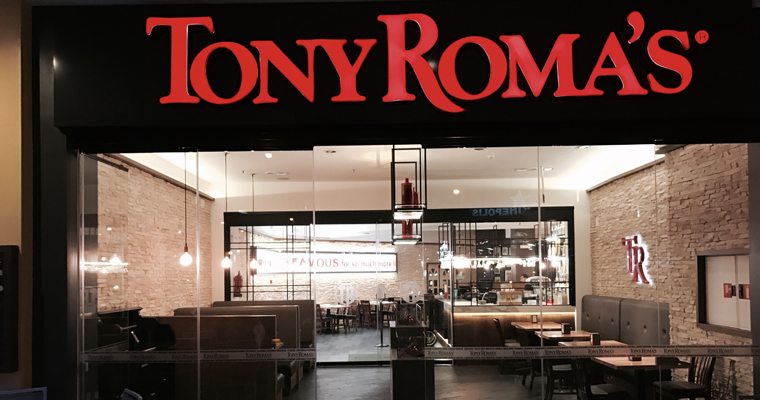 Tony Romas reforma portal nuevo